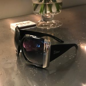 Retro DIOR sunglasses